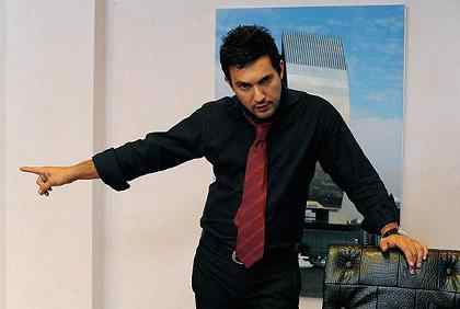 نگاهی به آدمکش