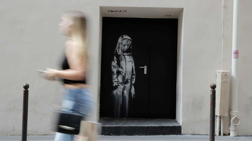 نقاشی دزدیده شده بنکسی در پاریس در ایتالیا کشف شد