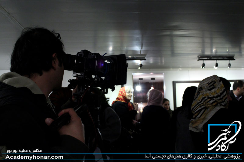 بنگاه شادمانی کامبیز درم بخش